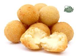 La Cuisine De Bernard Les Boulettes Frites Au Fromage Et Ma Soupe Froide De Carottes Alvalle Fromage Frit Boulettes Frites Alimentation