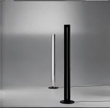 Megaron Stehleuchte Led Farbe Alu Oder Schwartz Lucente