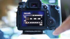 Canon 70d 5 New Or Interesting Features Including Silent Shutter And Digital Camera Photography Canon Camera Photography Digital Camera