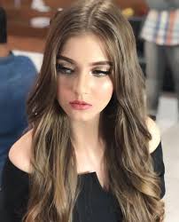 Cara Seleb TikTok Andrea Henriette Kuasai 17 Bahasa Asing