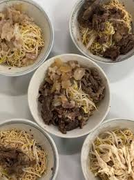 Mee kolok tang merupakan antara restoran yang menyajikan mi kolok yang halal dan enak. Mi Kolok Hj Salleh Ori Sepinang Sari Cafe And Restaurant Facebook