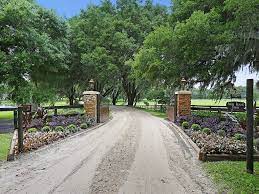 Maybe you would like to learn more about one of these? Equestrian Facility In Dade City Florida Entry Gate Driveway Entrance Landscaping Florida Farms Farm Landscaping