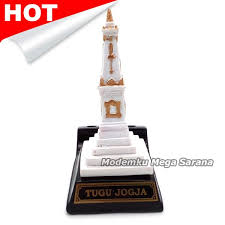 Tugu yogyakarta free vector art 17 free downloads 17 best tugu yogyakarta free vector art downloads from the vecteezy community tugu yogyakarta free vector art licensed under creative commons open source and more. Jual Miniatur Tugu Jogja Tempat Pena 12x9x6 Cm Di Lapak Modemku Mega Sarana Bukalapak