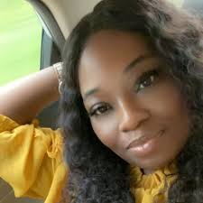 After his 56 point performance Stephen Curry gave his mother, Sonya, his  game worn jersey 🥹 (via @warriors)