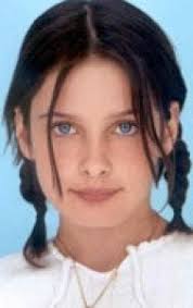 Флора Кросс (Flora Cross): Актриса