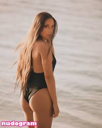 Britney Marie  _brittneymarieeee  brittney1241  ojosdelmar1 Procurene  gole OnlyFans fotografije 17 - Nudogram v2.1