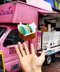 Menu yang ditawarkan juga sangat beragam, mulai dari sedangkan untuk sewa tempat untuk berjualan di imos 2018 mencapai rp 15 juta. 15 Local Food Trucks In Malaysia You Die Die Must Try