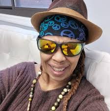 These Gnome Cupcakes are absolutely Adorable!! ❤ via