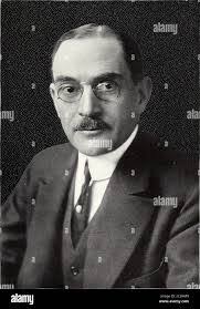 Samuel Cornell's Instagram, Twitter & Facebook