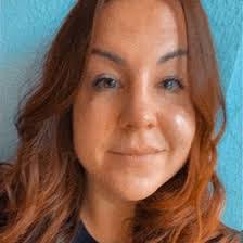 Vanessa Berg's Instagram, Twitter & Facebook