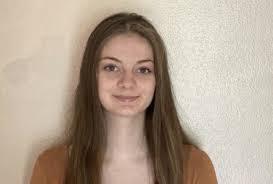 Isabelle Rogers's Instagram, Twitter & Facebook