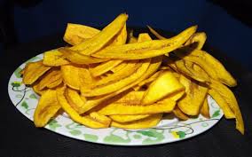 Larutkan gula pasir dalam air panas. Cara Buat Keripik Pisang Yang Gurih Manis Dan Renyah