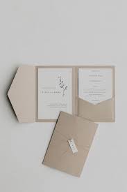 Pocket Fold Einladung Greta Traumanufaktur Letterpress Studio Hochzeitspapeterie Hochzeitsfotograf In 2020 Hochzeitseinladung Einladungen Einladungen Hochzeit