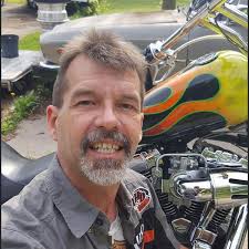 Any advice? The belt broke. I see a very strange cut along the entire belt,  as if something cut it... I've worked