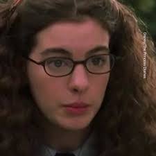 Amber Frew's Instagram, Twitter & Facebook