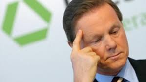 In 2003 dresdner's chief executive bernd fahrholz resigned and was replaced by herbert walter. Bankenfusion Dresdner Chef Walter Tritt Ab