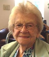 Genevieve Goode's Instagram, Twitter & Facebook