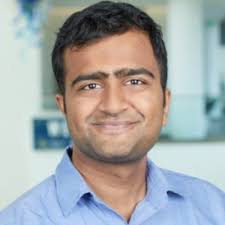 So grateful for the W&M Society of 1918 grant that brought current MSBA  student Parth Parker, and alumni Olena Shumeiko, Estella Wu and Salvatore  Rego together at the Women in AI and