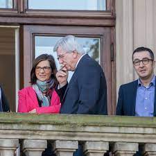 Grund hierfür sind zwei positiv getestete personen in der staatskanzlei. Jamaika Sondierung Joints Mutproben Und Pulverdampf Stern De