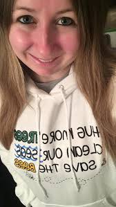 I just had to share this because i thinks it's so cool. My sister let me  design and then hand stitched this HP sweatshirt for me because I could  never find one