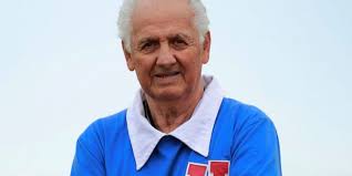 Se va una leyenda: a los 85 años falleció el exfutbolista Leonel Sánchez