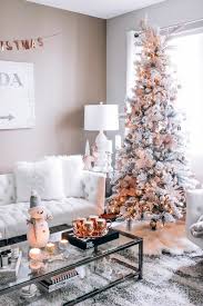 30 Elegant Christmas Decor Ideas For The Home White Christmas Decor Modern Christmas Decor Rose Gold Christmas Decorations