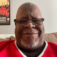 Giancarlo Stanton shows respect to Bobby Witt after the Yankees series  clinching victory. Pretty cool