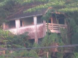 Yang hairannya, kawasan rumah tersebut bersih. Villa Nabilla Blog Roms