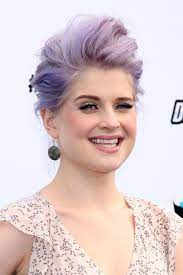 Bu pin'i ve daha fazlasını frau frisuren tarafından oluşturulan frau frisuren panosunda bulabilirsiniz. Kelly Osbourne Frisuren Die 12 Schonsten Frisuren Zum Ausprobieren