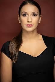 Shannon Hamm's Instagram, Twitter & Facebook