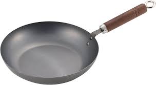 Amazon Com Yoshikawa Black Steel Fry Pan 10 Kitchen Dining