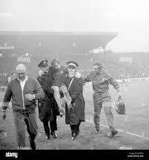 Harry hinton football hi-res stock photography and images