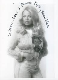 Sally struthers first had a small yet memorable role in the 1970 drama film 'five easy pieces' in which she appeared opposite jack. Sally Struthers Autographed Inscribed Photograph Historyforsale Item 277858