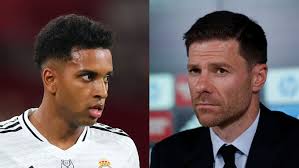 Xabi Alonso Silently Erases Classic Right Winger Role at Real Madrid – Rodrygo Left Out Not by Form, But by System.A – Media News 48