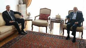 Oğuzhan asiltürk'ün erdoğan'la görüşmesi sonrası partide başlayan tartışma, tv'deki bu sözlerinin ardından yeniden alevlendi. Cumhurbaskani Erdogan Dan Oguzhan Asilturk E Evinde Surpriz Ziyaret Yeni Safak