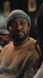 Wayne Brady is Winging It. Winging what? We don’t know. Grab Perdue® Air  Fryer Ready™ Crispy Wings and join us live