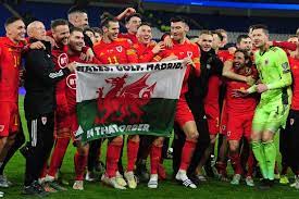 Diario as, sport.es have made plenty of gareth's antics. Gareth Bale Reveals Story Behind Infamous Flag Celebration And Hits Back At Real Madrid Boo Boys Wales Online