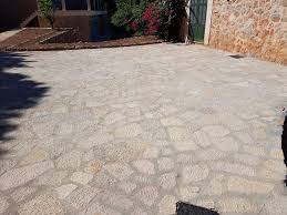 Pavimento Con Piedra En Casa Rustica Margers Baleares