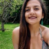 Diana Llanos's Instagram, Twitter & Facebook