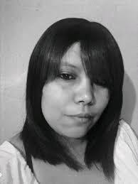 Estelle Oakes's Instagram, Twitter & Facebook