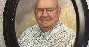 Gene LeRoy Skramstad, 94