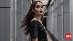 Walaupun begitu, cinta laura mengaku bahwa dirinya senang dan tidak sabar melihat reaksi para penggemarnya pada apa yang telah mereka siapkan di film terbarunya. Rilis Lagu Di Indonesia Cinta Laura Berharap Diterima Asia