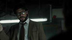 Part 1 & 2 (recap) money heist: Glasses Of View Of The Professor Alvaro Dead In The Casa De Papel S01e07 Spotern