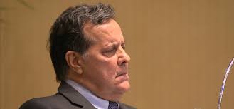 JUSTIÇA BLOQUEIA bens de ex-conselheiro do TCE-RJ