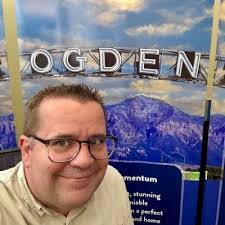 Armando Tirado's Instagram, Twitter & Facebook