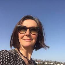 Neuss: Karin Geiger fotografiert das Zeughaus für Mappenprojekt "Wir"