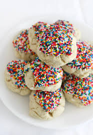 Quick and easy to make with just a few ingredients one being anise extract that gives these cookies their amazing grandma's soft italian cookies with frosting recipe by claudia. Anisette Cookies