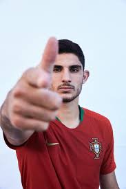 Voetbalshirts, replicashirts, football kits, soccer jerseys, fussball trikots, jersey bola, nederlands elftal, voetbal, champions league, wk 2018. Portugal Thuisshirt 2018 2019 Voetbalshirts Com