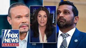 Greg Proudfoot introduces Daryl Selby the World's number 15 Squash player