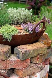 14 Brick Flower Bed Design Ideas You Can Replicate Instantly Brick Flower Bed Brick Garden Flower Bed Designs